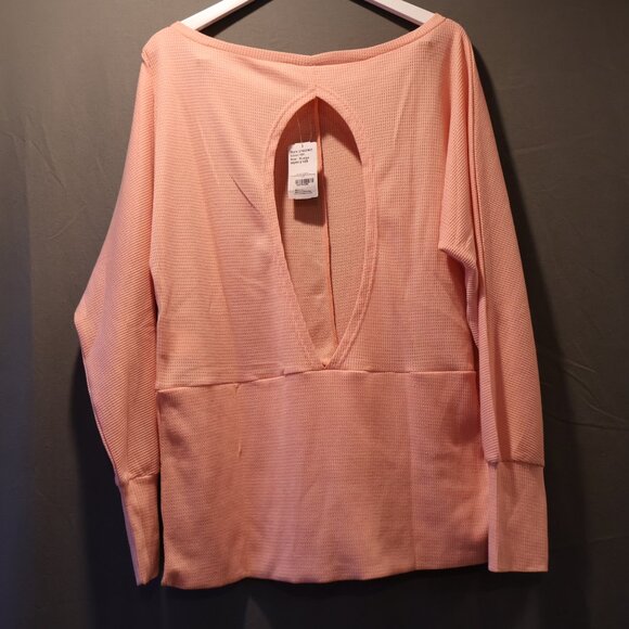 Simple by Suzanne Betro Open Back Waffle Knit Top in XL - Picture 6 of 8